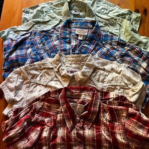 Lot of women’s western shirts, short sleeve